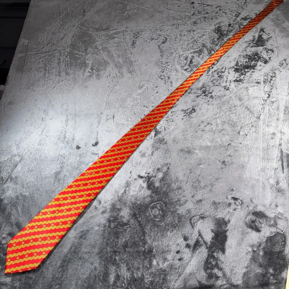 Beaufort Tie Rack Mens Silk Tie Red Gold Winged Rope Pattern Made in Italy 60in